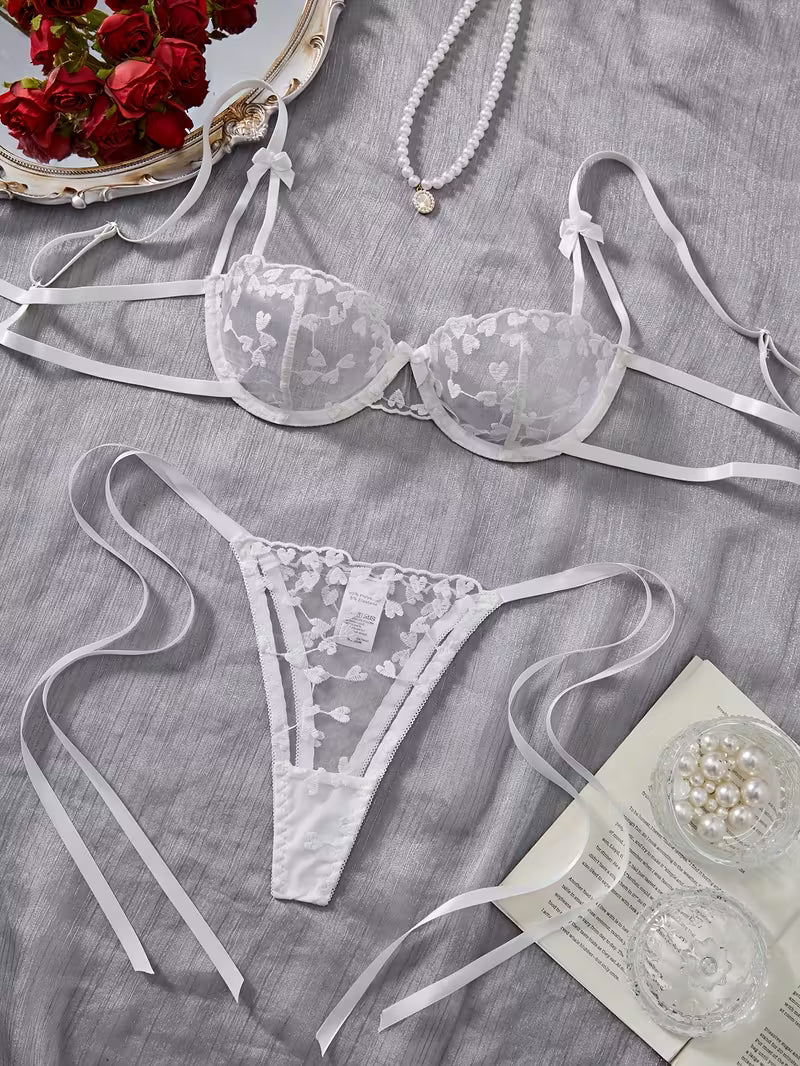 White Desire – Set by Kiss & Tell