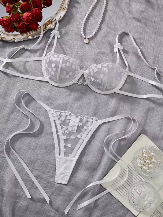 White Desire – Set by Kiss & Tell